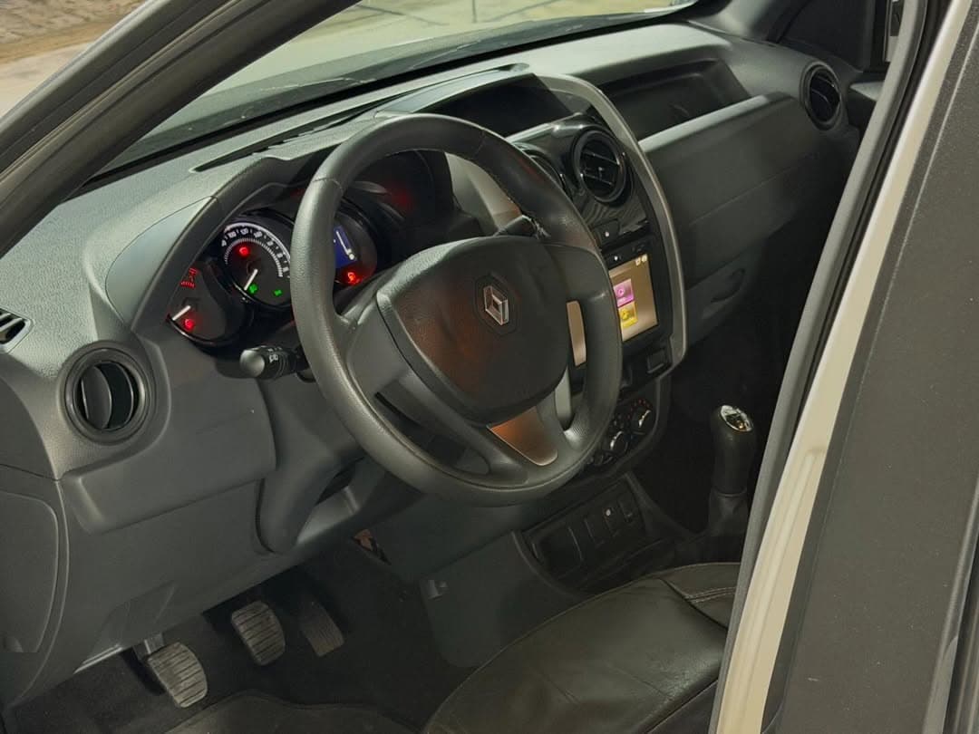 Renault Oroch - Miniatura 11