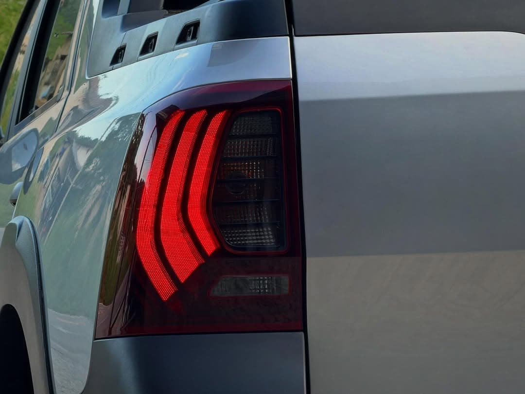 Renault Oroch - Miniatura 8