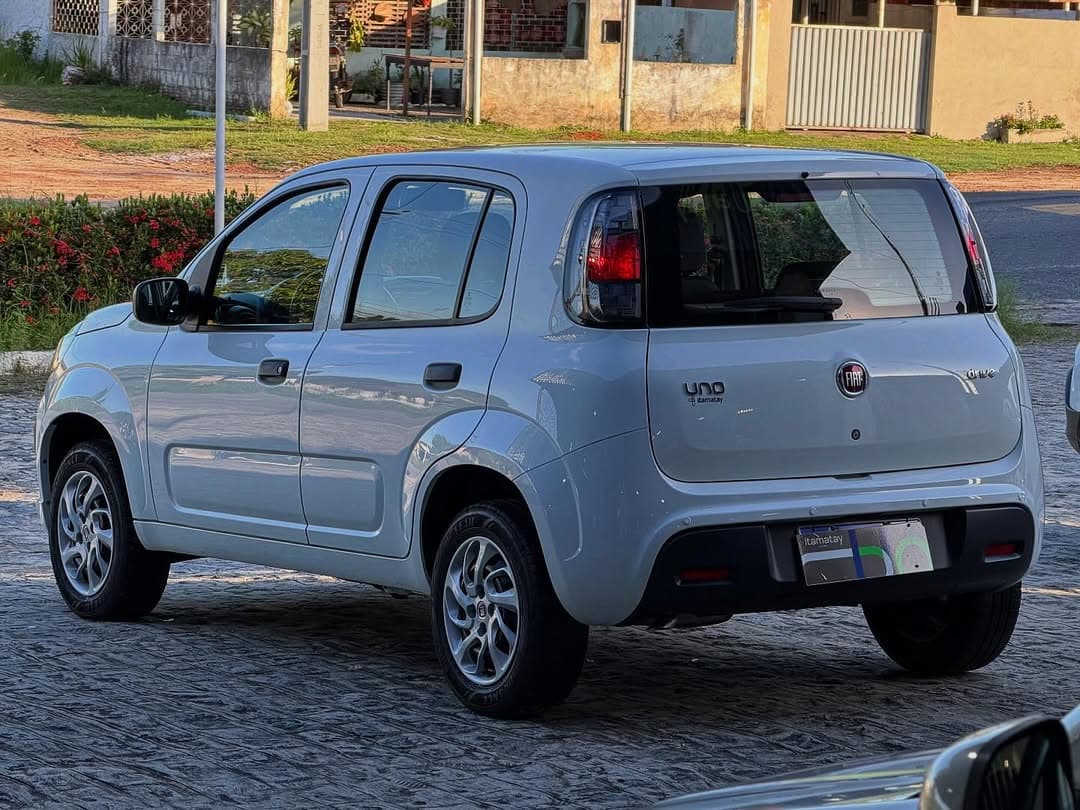 Fiat Uno - Miniatura 2